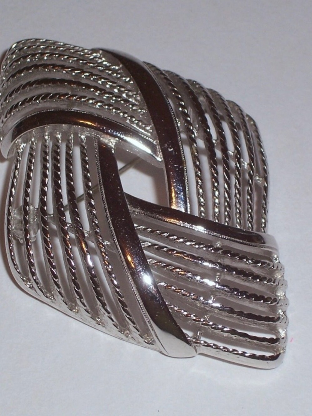 Must Go‼️ Monet Silver-Tone Woven Brooch. Read Description Below 👇